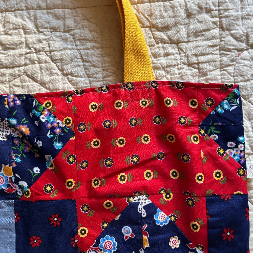 Handmade Vintage Patchwork Tote Bag 21"x17" Muslin Lined - Sew Loved 🧵🪡 - Picture 6 of 13
